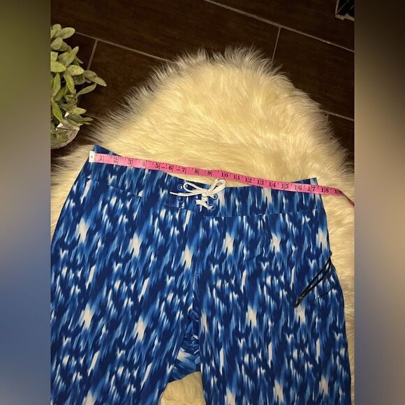 Lululemon blue Current State board shorts sz 36 - Picture 6 of 9